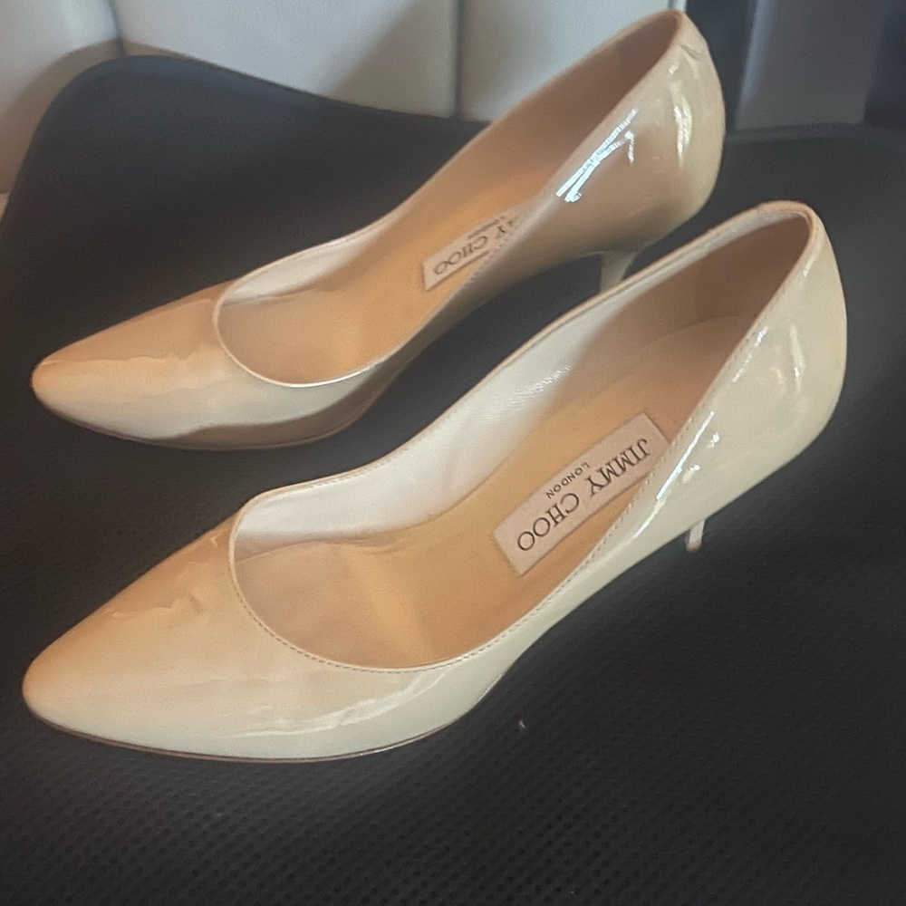 Jimmy Choo Patent leather Cream Heels/pump